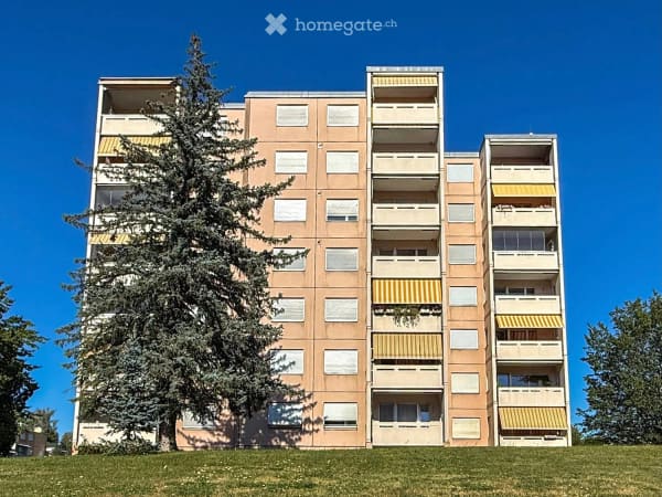 Immobilie in Mönchaltorf - Sonnige 5.5-Zimmerwohnung mit Weitblick + Hobbyraum und Waschen - Bild 7