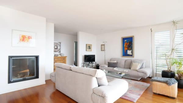 Immobilie in Uerikon - UNVERBAUBARE PANORAMASICHT – 5½-ZIMMER-WOHNUNG ÜBER DEM ZÜRICHSEE - Bild 5