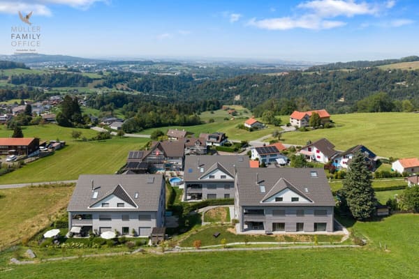 Immobilie in Speicherschwendi - Wohnen wie im Einfamilienhaus - Exklusive 4 1/2 Zimmer-Gartenwohnung mit schöner Seesicht, viel Privatsphäre und hochwertigem Ausbau - Bild 1