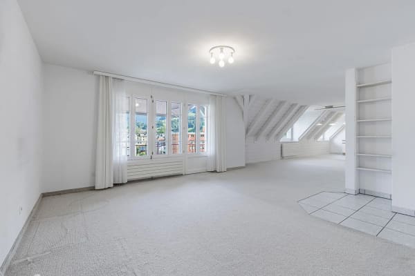 Immobilie in Ebnat-kappel - Kurze Wege und viel Platz zum Wohnen - Bild 1