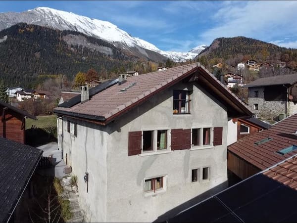 Immobilie in Arbaz - Maison villageoise avec potentiel de rendement au coeur d'Arbaz - Bild 0