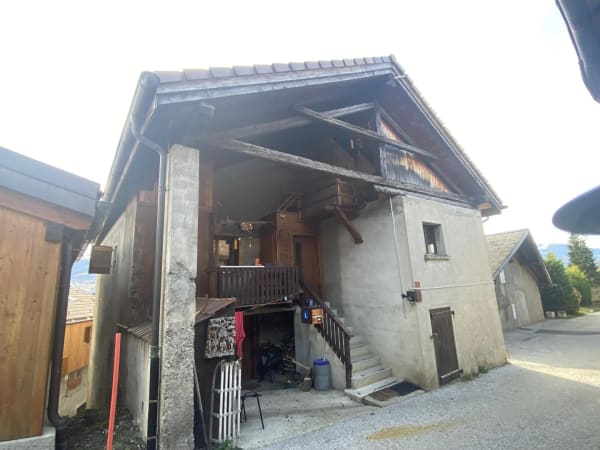 Immobilie in Arbaz - Maison villageoise avec potentiel de rendement au coeur d'Arbaz - Bild 1