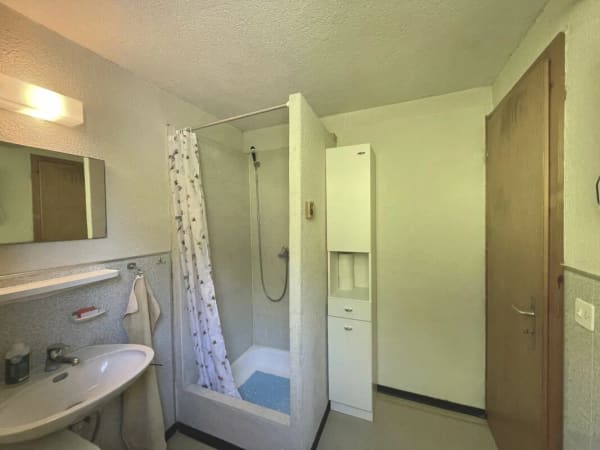 Immobilie in Rieden Sg - Ferienhaus mit traumhafter ZÃ¼richsee- und Alpensicht - 894 mÂ² GrundstÃ¼ck - Bild 14
