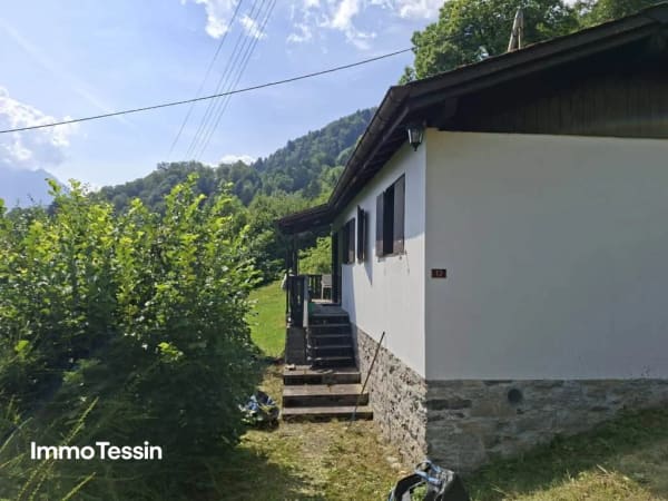 Immobilie in Corzoneso - Gemütliches Tessiner Rustico an ruhiger Lage mit fantastischer Berg und Talsicht ins Bleniotal - Bild 3
