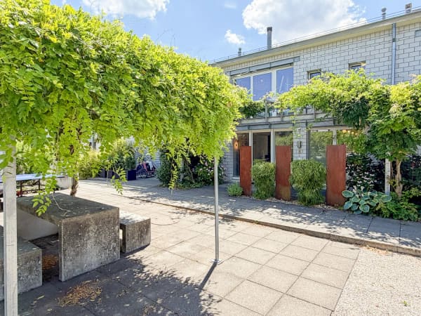 Immobilie in Rubigen - Reihenhaus mit Garten, Hofsiedlung Dorfmatte Rubigen - Bild 1