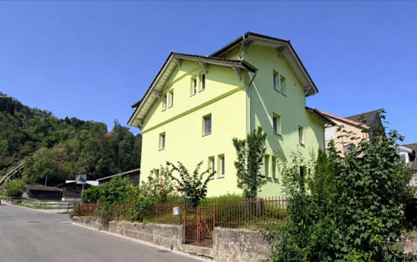 Immobilie in Flums - ZWEI 4.5-ZIMMER-HAUSHÃ„LFTEN â€“ WOHNEN & VERMIETEN IN FLUMS - Bild 0