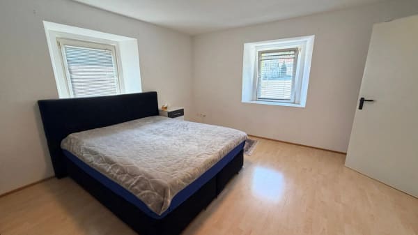 Immobilie in Flums - ZWEI 4.5-ZIMMER-HAUSHÃ„LFTEN â€“ WOHNEN & VERMIETEN IN FLUMS - Bild 10