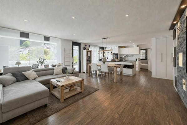 Immobilie in Stettlen - Licht, Raum, Komfort: Parterrewohnung mit 4½ Zimmern und grosser Terrasse - Bild 0