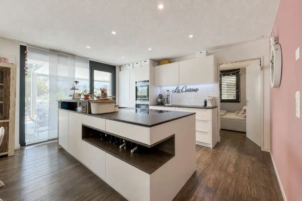 Immobilie in Stettlen - Licht, Raum, Komfort: Parterrewohnung mit 4½ Zimmern und grosser Terrasse - Bild 2