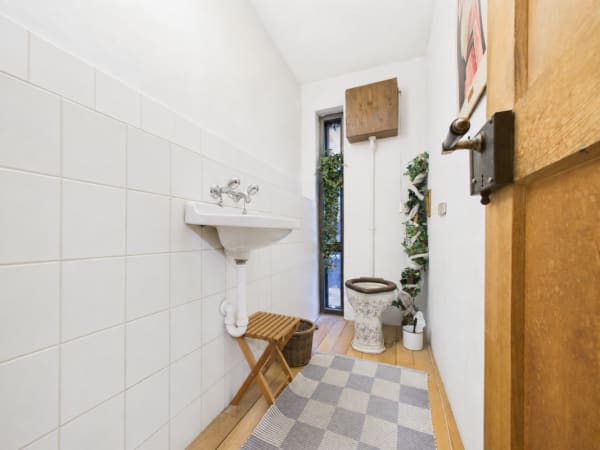 Immobilie in Rickenbach Zh - Historisches Fachwerkhaus auf 1'706 m² Grundstück mit Entwicklungspotenzial - Bild 7
