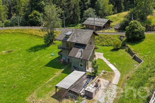 Immobilie in Salvan - Exclusivité: Maison familiale de 2 appartements et un studio à Salvan - Bild 10
