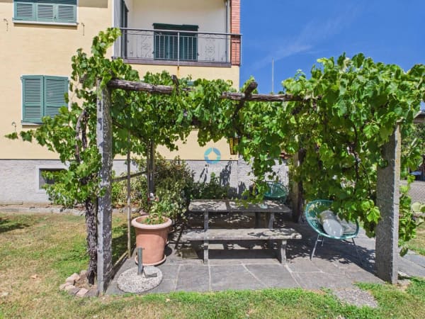 Immobilie in Ponte Capriasca - Casa bifamiliare 9 locali con giardino a Ponte Capriasca - Bild 11