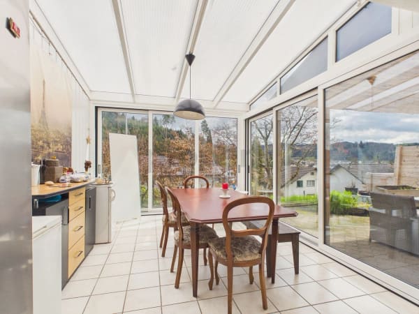 Immobilie in Oberkulm - DreistÃ¶ckiges WohnglÃ¼ck mit Weitblick auf die HÃ¼gel und WÃ¤lder im schÃ¶nen Wynental: ErhÃ¶htes Reiheneinfamilienhaus zu verkaufen! - Bild 3