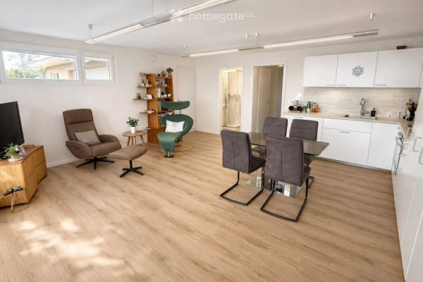 Immobilie in Hinterforst - Grosszügiges 6.5-Zimmer-Einfamilienhaus in Hinterforst – Sofort verfügbar! - Bild 14