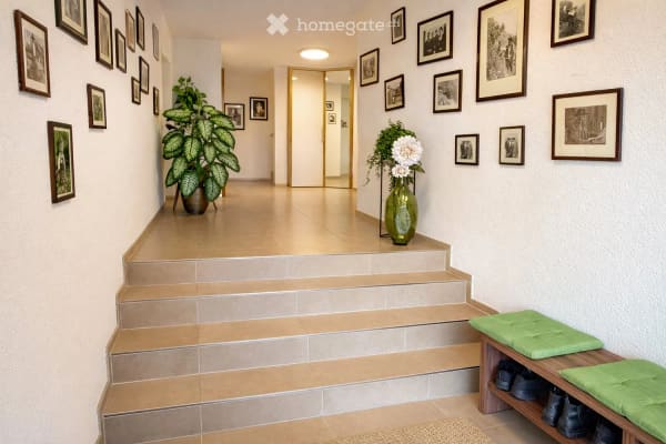 Immobilie in Hinterforst - Grosszügiges 6.5-Zimmer-Einfamilienhaus in Hinterforst – Sofort verfügbar! - Bild 9