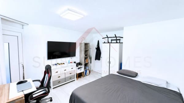 Immobilie in Greppen - Wohnen mit traumhafter Aussicht Ã¼ber dem VierwaldstÃ¤ttersee - Exklusive 3-Zimmer-Wohnung mit freier KÃ¼chengestaltung - Bild 2