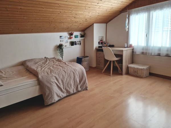 Immobilie in Fehraltorf - Familienfreundliche Wohnliegenschaft mit 2 Hausteilen in Fehraltorf - Bild 12