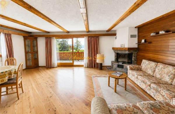 Immobilie in Crans Vs - En Exclusivité ! Superbe chalet de 8.5 pièces en bordure du golf Ballesteros à Crans ! - Bild 4