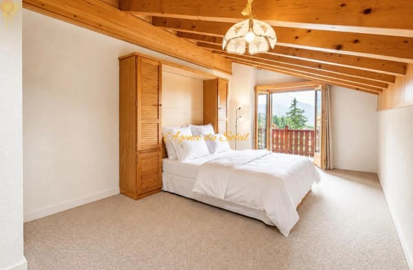Immobilie in Crans Vs - En Exclusivité ! Superbe chalet de 8.5 pièces en bordure du golf Ballesteros à Crans ! - Bild 8