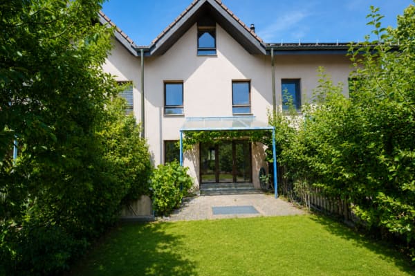 Immobilie in Innerberg - GROSSEN IMMOBILIEN - Charmantes 5.5-Zimmer-Reihenhaus in Innerberg (Wohlen bei Bern) - Bild 0