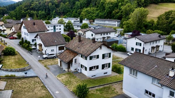Immobilie in Mümliswil - Einziehen statt renovieren - komplett kernsaniertes Einfamilienhaus in MÃ¼mliswil - Bild 1