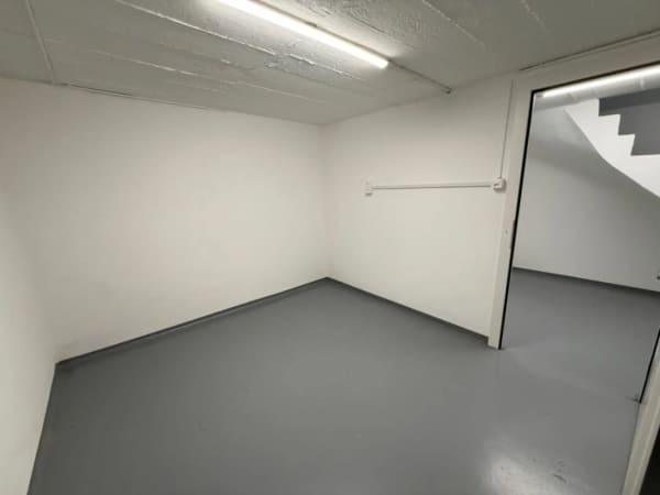Immobilie in Mümliswil - Einziehen statt renovieren - komplett kernsaniertes Einfamilienhaus in MÃ¼mliswil - Bild 22