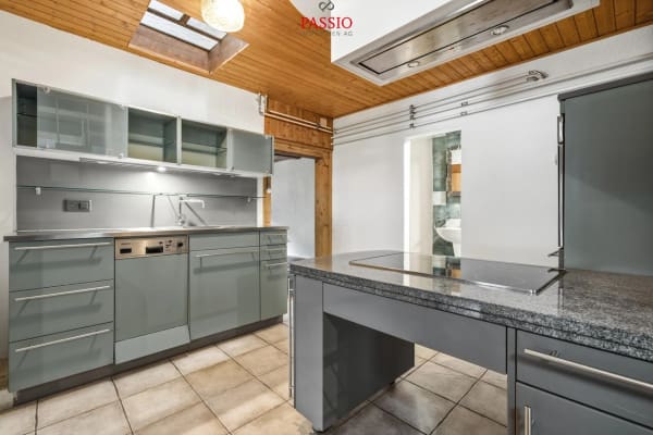 Immobilie in Gsteigwiler - Charmantes 4-Zimmer-Doppeleinfamilienhaus mit Blick auf die Jungfrau - Bild 4