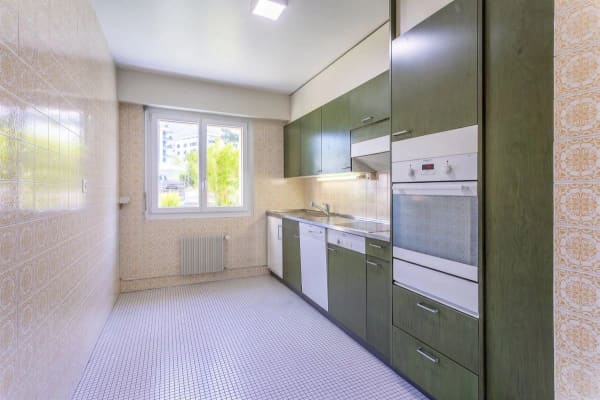Immobilie in Renens Vd - Au coeur d'un environnement verdoyant, découvrez ce spacieux 4,5 pièces avec balcon. - Bild 2