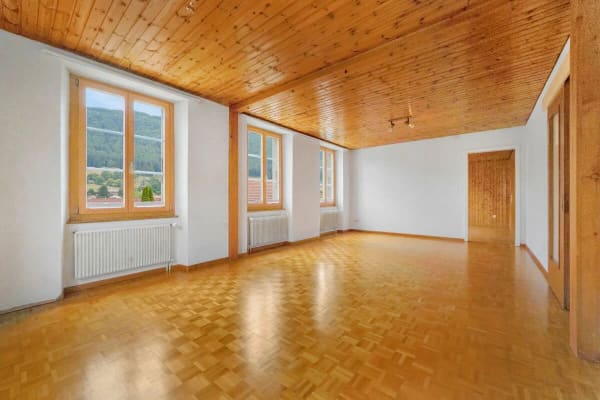 Immobilie in Court - Maison de deux appartements - Un potentiel qui s'adapte Ã  vos envies - Bild 3