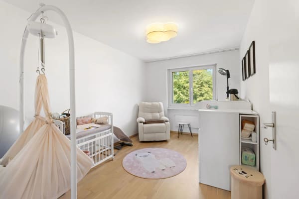 Immobilie in Beringen - Helle 4.5-Zimmer-Wohnung mit Balkon in Beringen kaufen - Bild 2