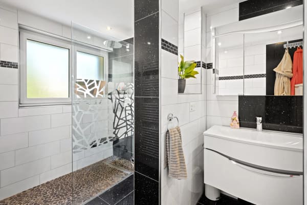 Immobilie in Beringen - Helle 4.5-Zimmer-Wohnung mit Balkon in Beringen kaufen - Bild 9