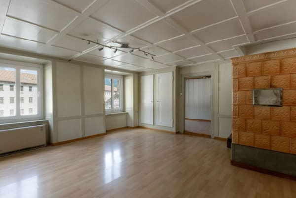Immobilie in Mitlödi - Grosszügiges Einfamilienhaus an naturnaher Lage - Bild 1