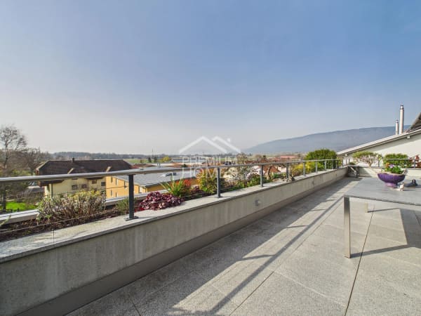 Immobilie in Gampelen - Exklusives Wohnerlebnis mit Panoramablick - Bild 8