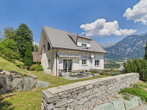 Immobilie in Summaprada - Ihr neues Zuhause mit Terrasse, Garten, Balkon und wunderbarer Aussicht - Bild 0