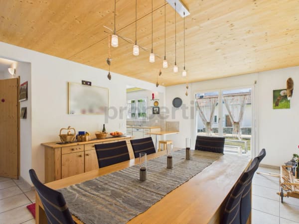 Immobilie in Summaprada - Ihr neues Zuhause mit Terrasse, Garten, Balkon und wunderbarer Aussicht - Bild 3
