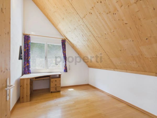 Immobilie in Summaprada - Ihr neues Zuhause mit Terrasse, Garten, Balkon und wunderbarer Aussicht - Bild 7