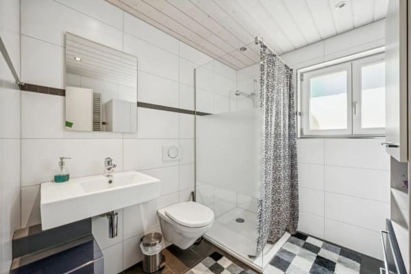 Immobilie in Mörigen - Attraktives 5,5-Zimmer Chalet in Mörigen BE mit Sicht auf den Bielersee - Bild 14