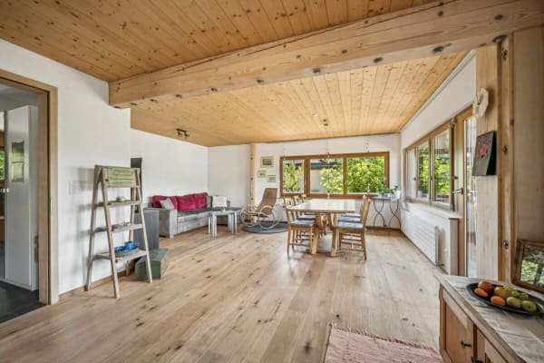 Immobilie in Mörigen - Attraktives 5,5-Zimmer Chalet in Mörigen BE mit Sicht auf den Bielersee - Bild 3