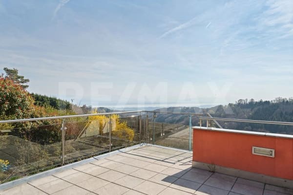 Immobilie in Bassins - Pour les amoureux de rÃ©novation : maison familiale avec vue lac - Bild 12