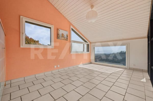 Immobilie in Bassins - Pour les amoureux de rÃ©novation : maison familiale avec vue lac - Bild 5