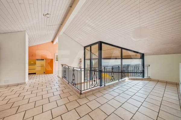 Immobilie in Bassins - Pour les amoureux de rÃ©novation : maison familiale avec vue lac - Bild 6