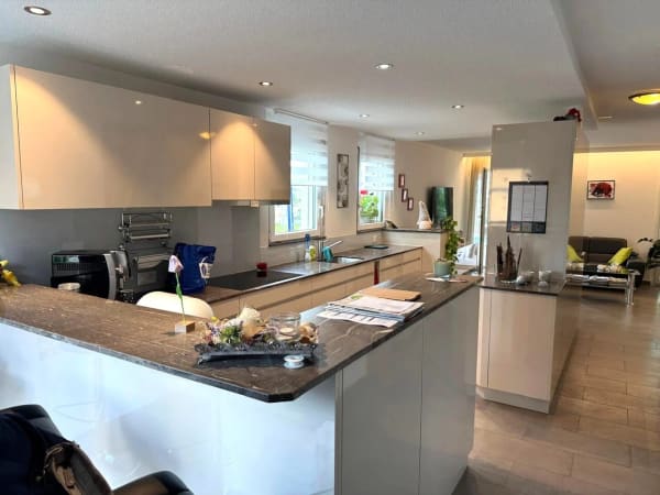 Immobilie in Deitingen - Reiheneinfamilienhaus mit Pool, Wintergarten und Partyraum - Bild 3