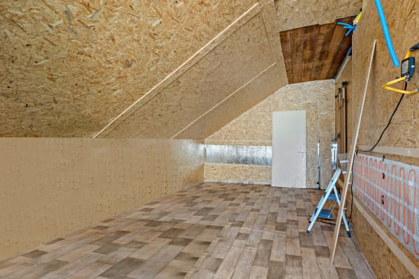 Immobilie in Rietheim - AussergewÃ¶hnliches Haus mit viel Potential - Bild 10