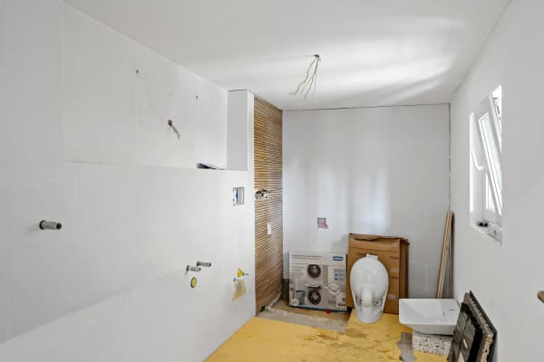 Immobilie in Rietheim - AussergewÃ¶hnliches Haus mit viel Potential - Bild 9