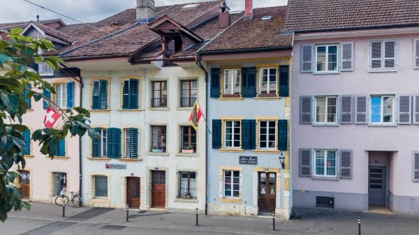 Immobilie in Nidau - Historisches Altstadthaus mit Wohn- und Gewerbeteil in Nidau - Bild 0