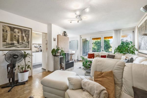 Immobilie in Erlinsbach So - GerÃ¤umige und helle 5.5-Zimmer Wohnung mit Weitblick - Bild 5