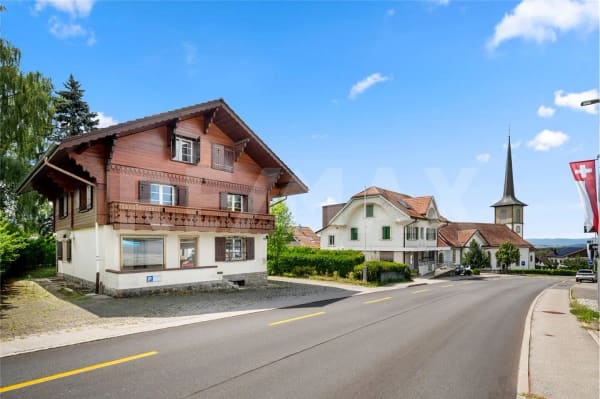 Immobilie in Giffers - Magnifique grand chalet offrant un grand potentiel au cur de Giffers - Bild 3