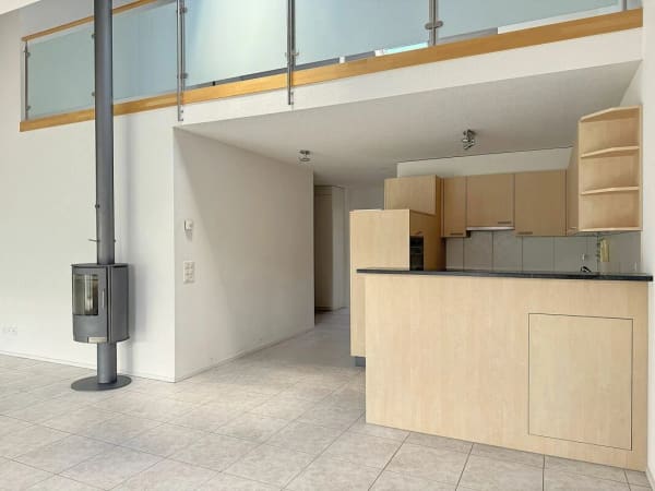 Immobilie in Konolfingen - Attraktive und zentral gelegene Dachwohnung mit Galerie - Bild 2