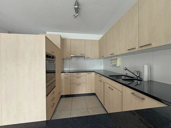 Immobilie in Konolfingen - Attraktive und zentral gelegene Dachwohnung mit Galerie - Bild 3
