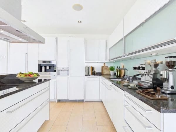Immobilie in Salenstein - Seltene Maisonette Wohnung, einzigartiger Seesicht, 2 Terrassen und 170m2 WohnflÃ¤che - Bild 8